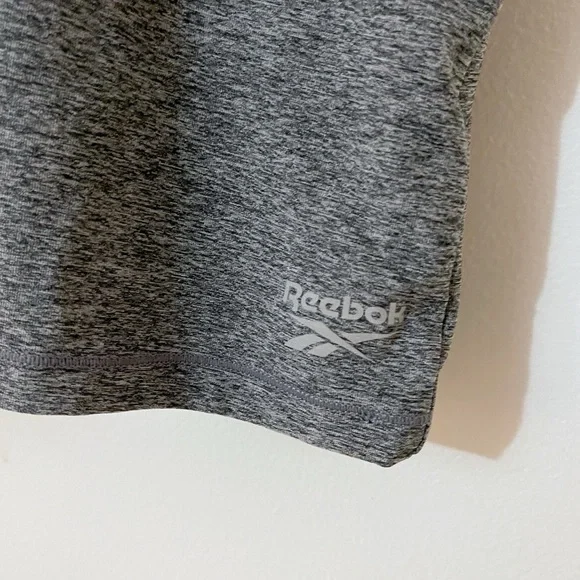 Reebok Gray Open-Back Workout Tank – Size XL - Picture 7 of 7